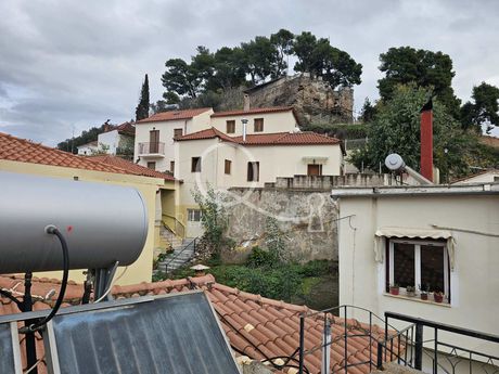 Μονοκατοικία 260τ.μ. για πώληση-Καλαμάτα
