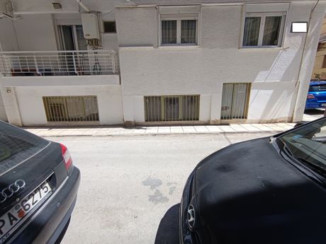 Warehouse 300sqm for sale-Charilaou