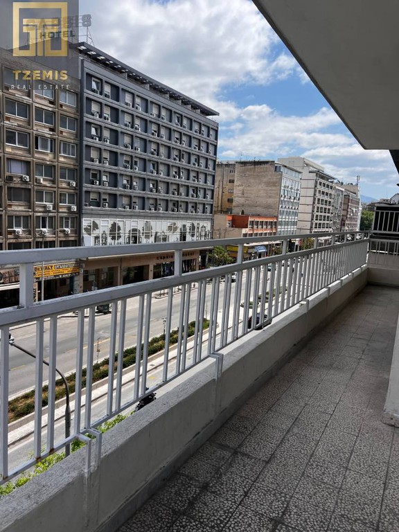 Επιχειρηματικό κτίριο 660 τ.μ. προς ενοικίαση, Βαρδάρης