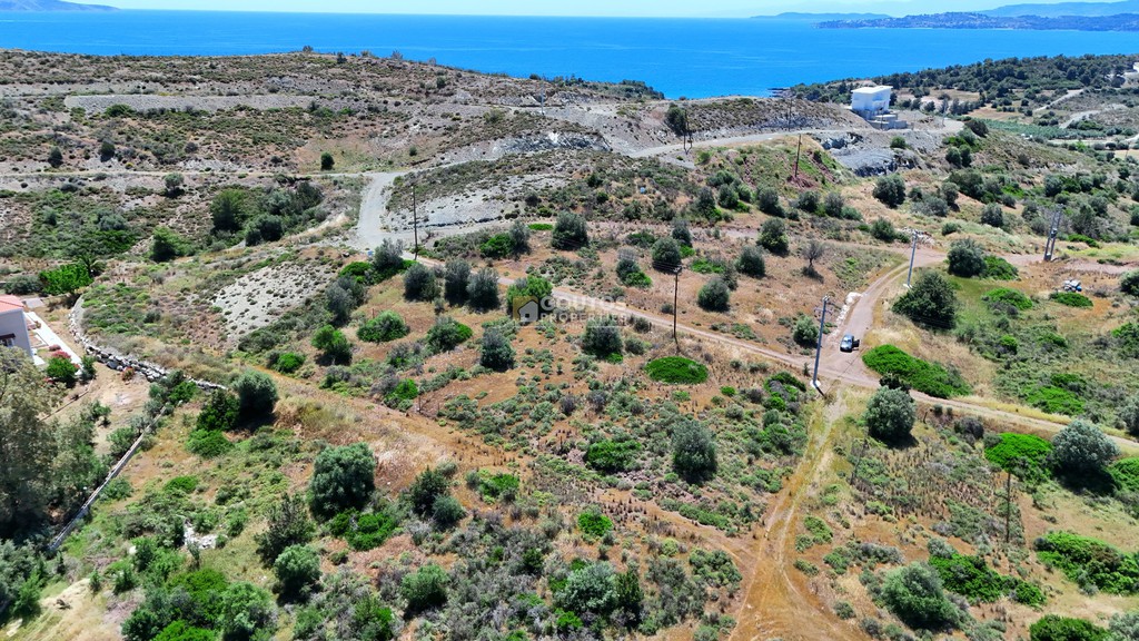 Οικόπεδο 304 τ.μ. προς πώληση, Πετροθάλασσα
