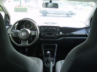 Volkswagen Up 2012-thumb-10