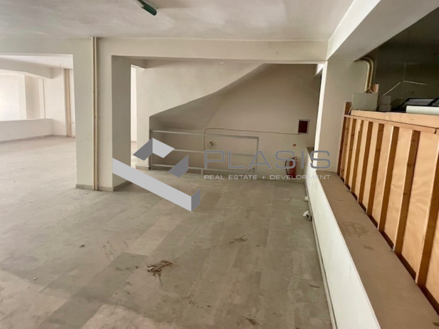 Κατάστημα 530 τ.μ. προς ενοικίαση, Δάφνη