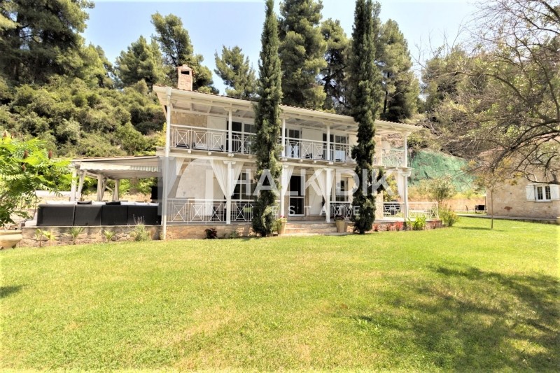 Βίλλα 600 τ.μ. πρός πώληση, Χαλκιδική, Κασσάνδρα