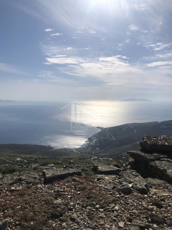 Αγροτεμάχια 11.300 τ.μ. προς πώληση, Τήνος