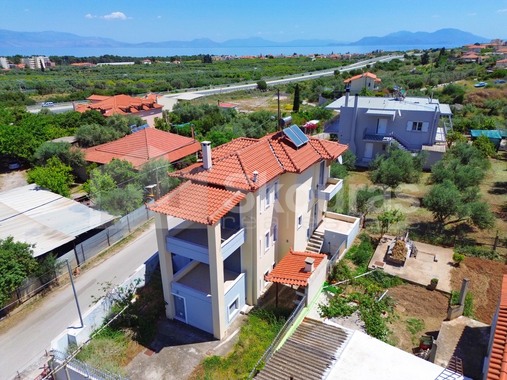 Μονοκατοικία 200 τ.μ. προς πώληση, Καριώτικα Ξυλοκάστρου