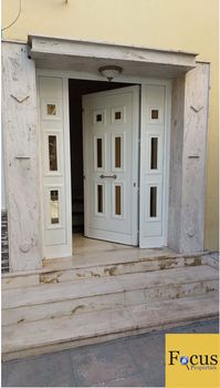 Building 360sqm for sale-Nikaia