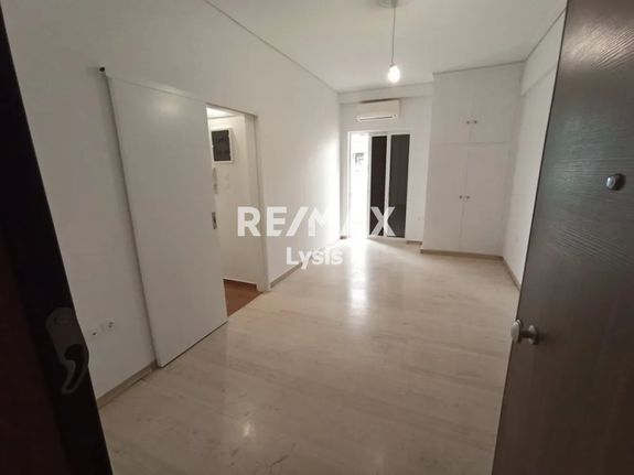 Apartment 32 sqm for sale, Athens - Center, Agios Eleftherios - Probona - Rizoupoli