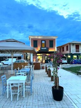 Business 180sqm for sale-Lefkada » Main Town Area