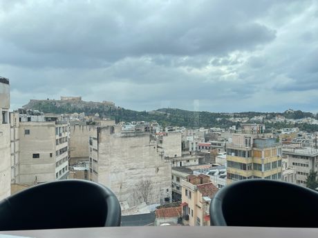 Business bulding 880sqm for sale-Kentro
