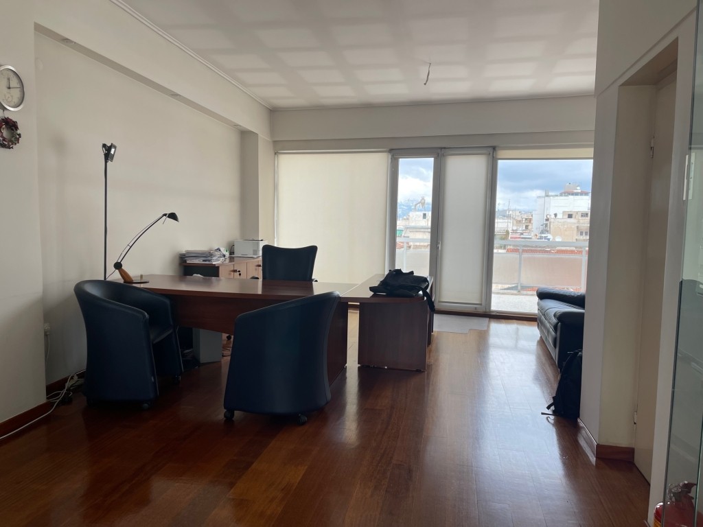 Επιχειρηματικό κτίριο 880 τ.μ. πρός πώληση, Αθήνα - Κέντρο, Κέντρο
