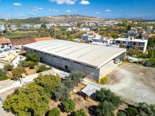 Αποθήκη 1.576 τ.μ. για πώληση