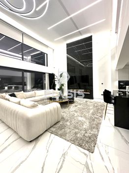 Μεζονέτα 270τ.μ. για πώληση-Γκάζι - μεταξουργείο - βοτανικός