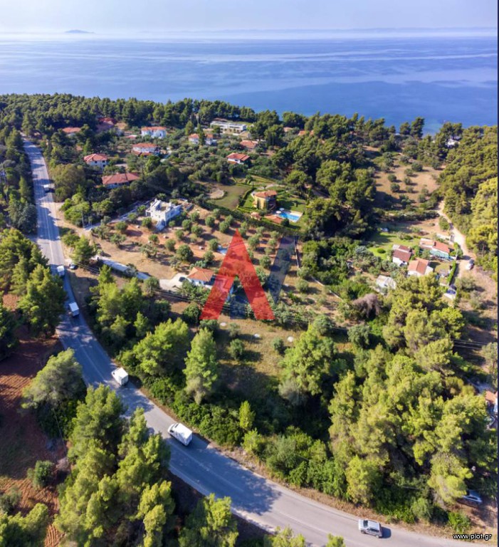 Αγροτεμάχια 1.550 τ.μ. προς πώληση, Νικήτη