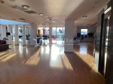 Επιχειρηματικό κτίριο 3.700τ.μ. για πώληση-Ηλιούπολη » Άνω ηλιούπολη