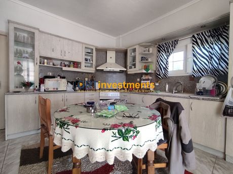 Apartment 120sqm for sale-Efkarpia » Center