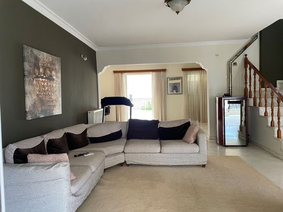 Maisonette 175 sqm for rent, Athens - East, Glika Nera