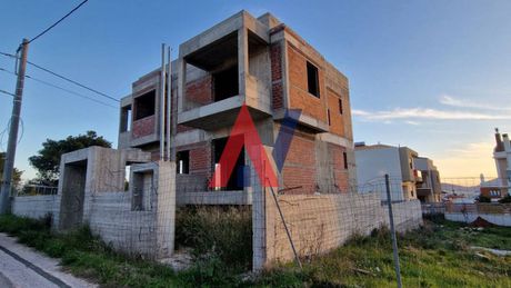 Μεζονέτα 355 τ.μ. για πώληση