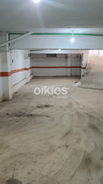 Parking 240 τ.μ. πρός πώληση, Θεσσαλονίκη - Κέντρο, Παπάφη