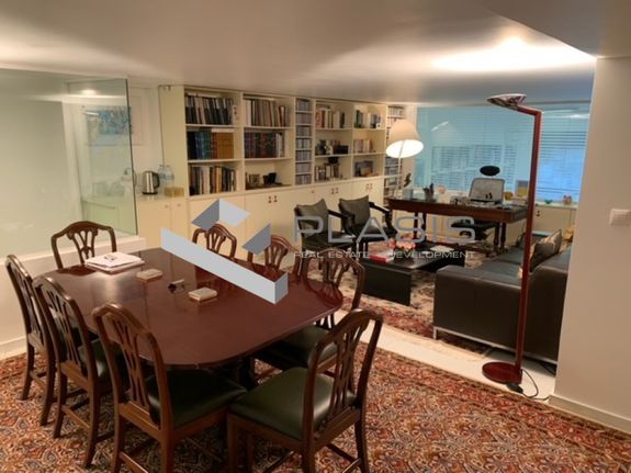 Store 300 sqm for rent, Athens - Center, Kolonaki - Likavitos