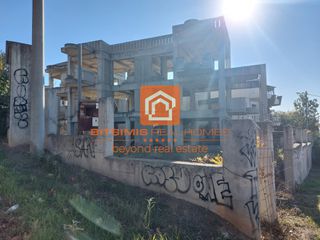Συγκρότημα διαμερισμάτων 700 τ.μ. για πώληση