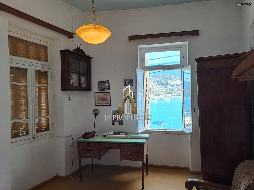 Μονοκατοικία 220 τ.μ. προς πώληση, Κέντρο Πόρου