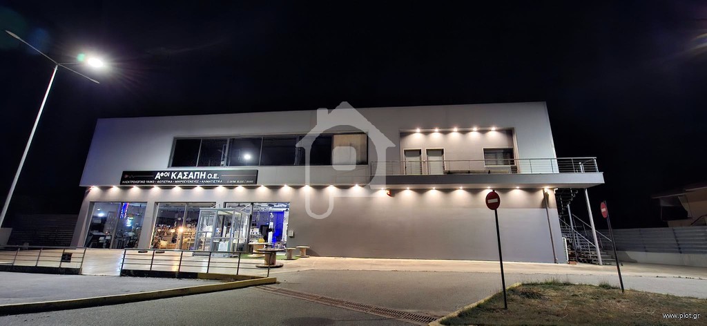 Κατάστημα 635 τ.μ. προς πώληση, Χαλκιδική, Σιθωνία