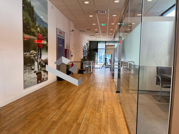 Store 125 sqm for rent, Athens - North, Agia Paraskevi