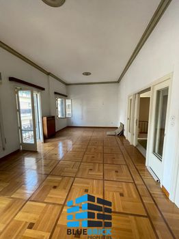 Building 700sqm for sale-Piraeus - Center