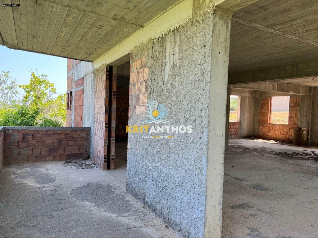 Συγκρότημα διαμερισμάτων 336 τ.μ. πρός πώληση, Ν. Ρεθύμνου, Αρκάδι