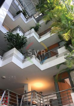 Business bulding 938sqm for sale-