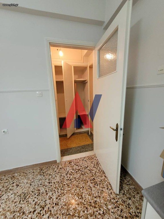 Γραφείο 130 τ.μ. πρός ενοικίαση, Ν. Λάρισας, Λάρισα