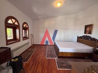 Μεζονέτα 300 τ.μ. για ενοικίαση