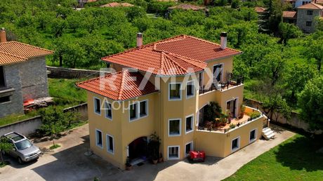 Μεζονέτα 290τ.μ. για πώληση-Αρτέμιδα » Κάτω λεχώνια