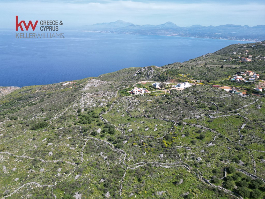 Οικόπεδο 8.245,32 τ.μ. προς πώληση, Κεφαλάς Βάμου