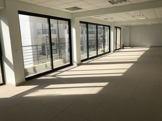 Επιχειρηματικό κτίριο 1.100 τ.μ. για πώληση