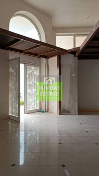 Store 165sqm for rent-Chania » Metochi Mparmpou