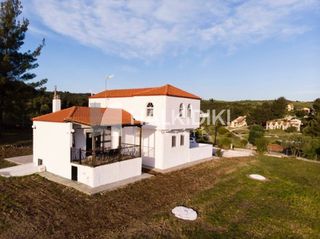 Μονοκατοικία 200 τ.μ. για πώληση