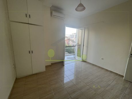 Studio 30sqm for rent-Patra » Pantokratoros