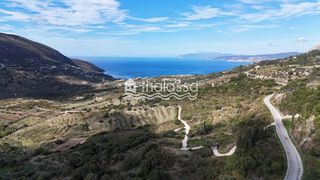 Οικόπεδο 4.680 τ.μ. για πώληση