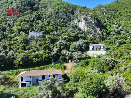 Detached home 490sqm for sale-Lefkada