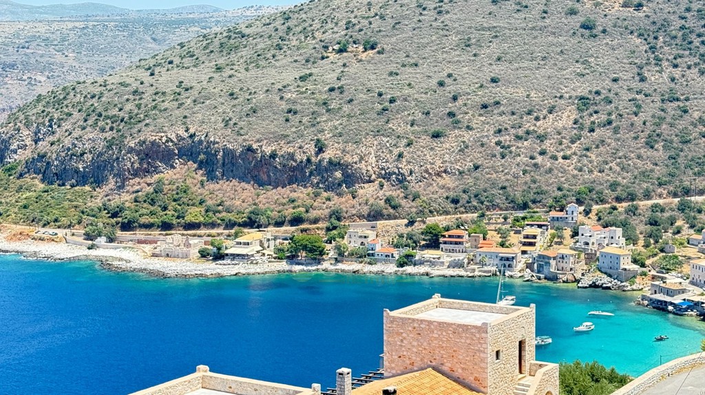 Μονοκατοικία 320 τ.μ. προς πώληση, Λιμένι