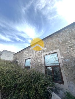 Industrial space 679sqm for sale-Syros » Poseidonia