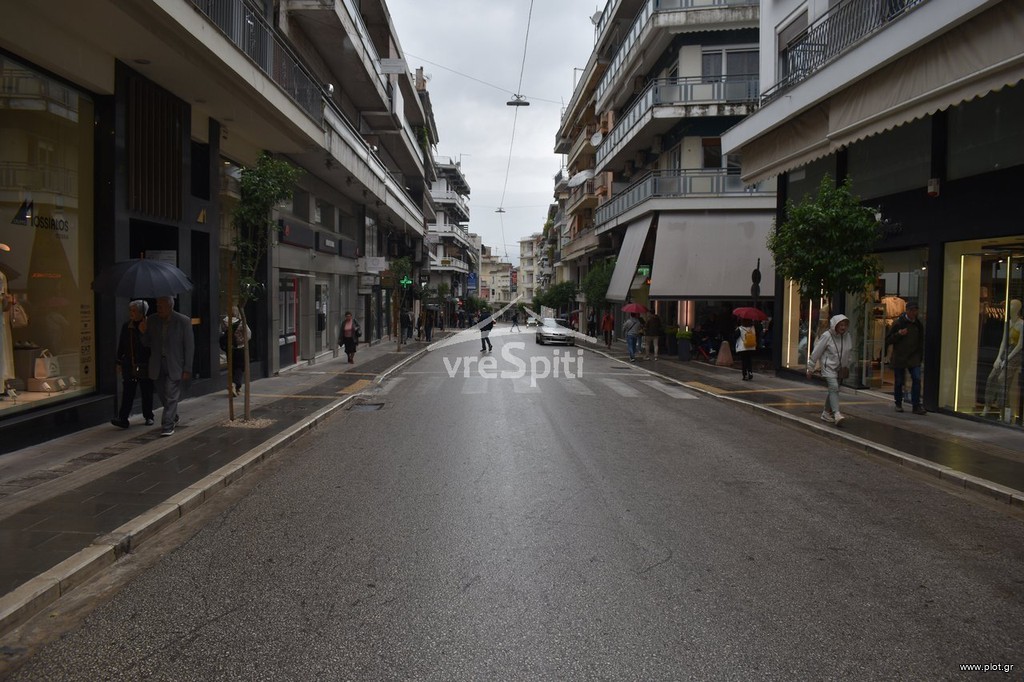 Κατάστημα 145 τ.μ. πρός ενοικίαση, Ν. Ιωαννίνων, Ιωάννινα