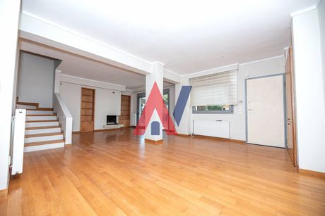 Maisonette 300sqm for sale-Oreokastro » Asprovrisi