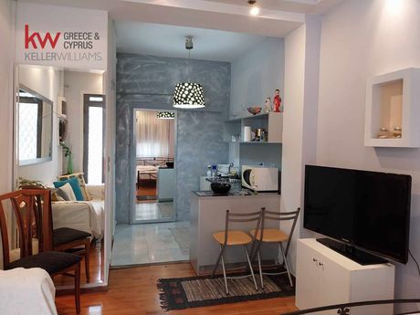 Studio 28,5sqm for sale-Historic Center