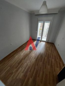 Διαμέρισμα 77τ.μ. για πώληση-Καμάρα