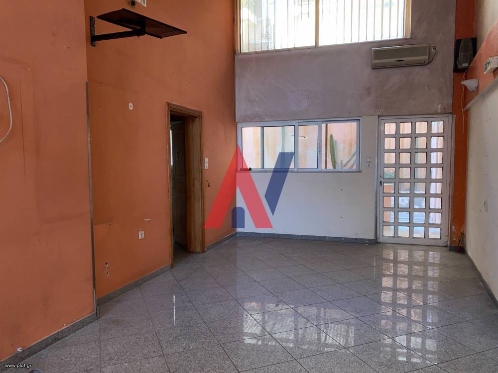 Κατάστημα 60 τ.μ. προς ενοικίαση, Κέντρο Περάματος