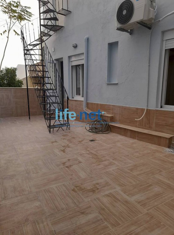 Διαμέρισμα 236 τ.μ. πρός πώληση, Πειραιάς, Καστέλλα