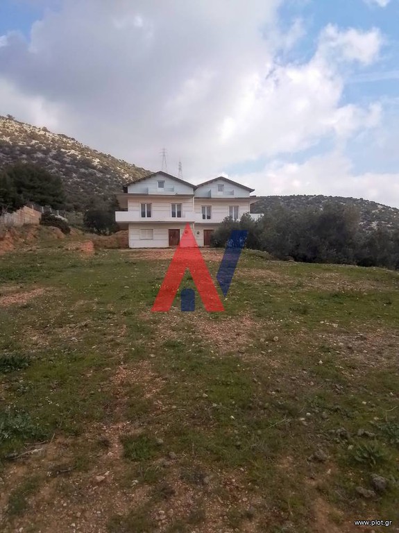 Μονοκατοικία 600 τ.μ. προς πώληση, Σκάρπιζα