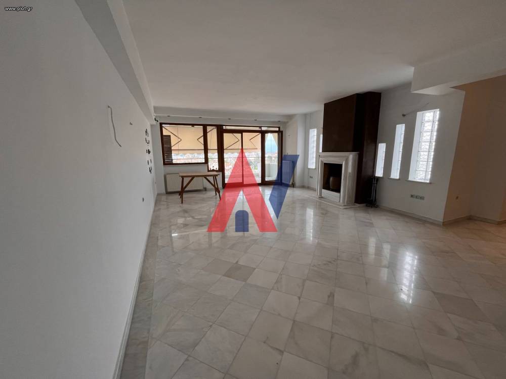 Διαμέρισμα 170 τ.μ. πρός ενοικίαση, Ν. Λάρισας, Λάρισα